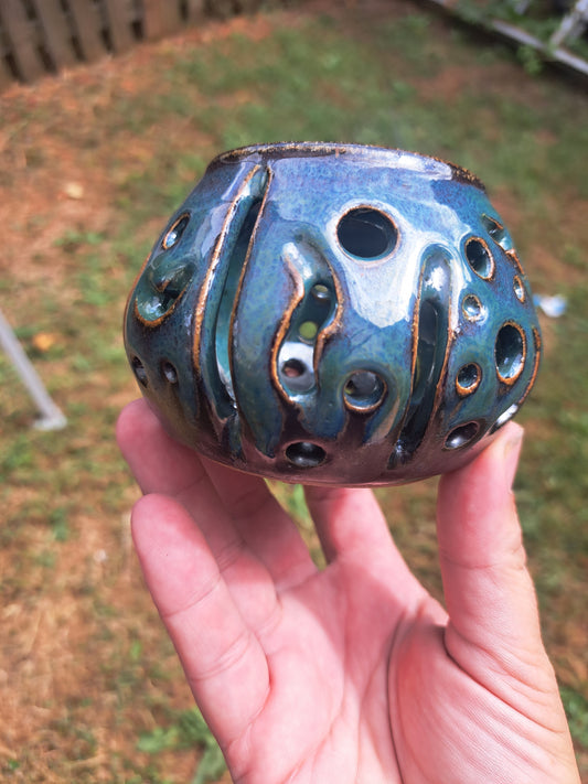 Luminary, gas-fired, blue, carved
