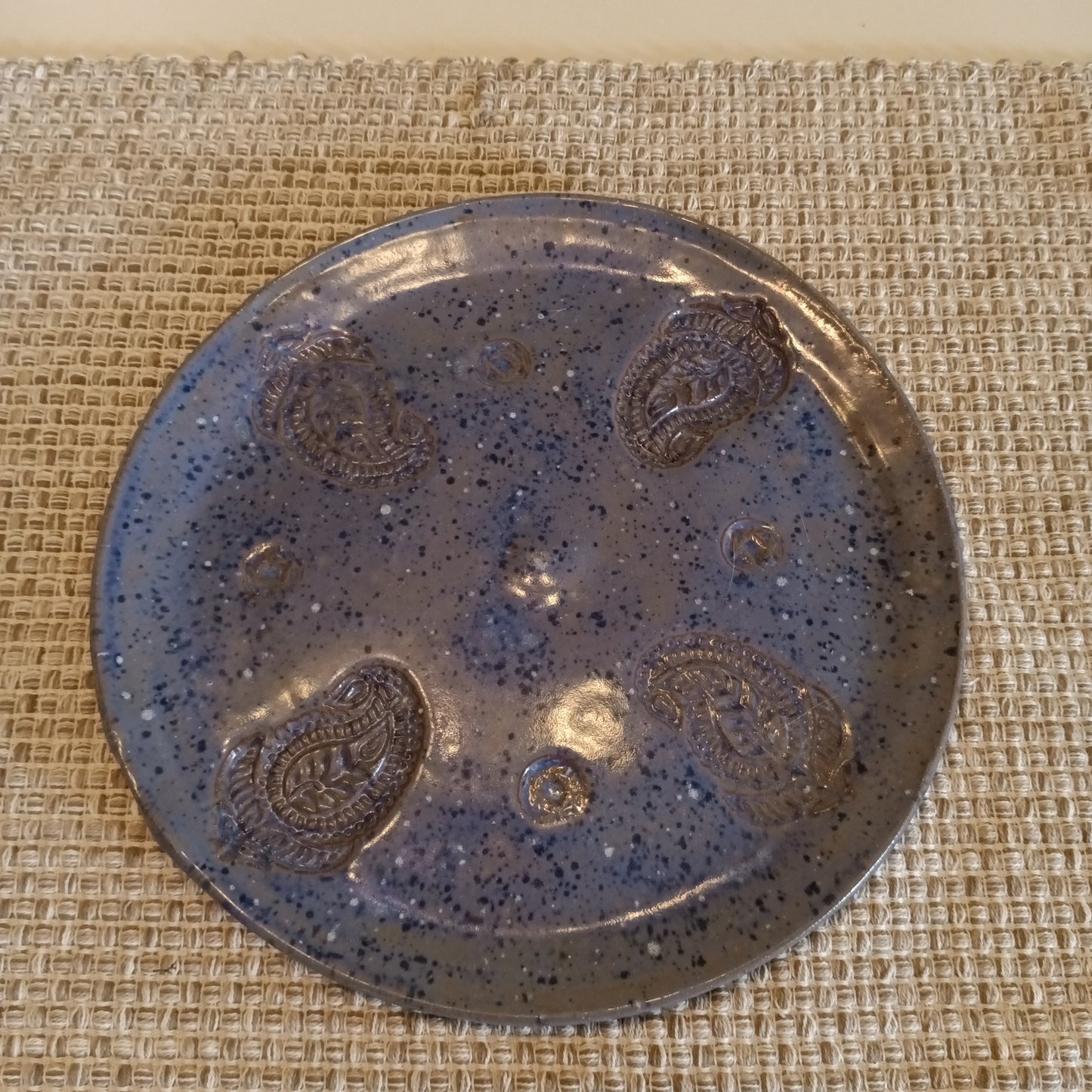 Blue speckled fern plate