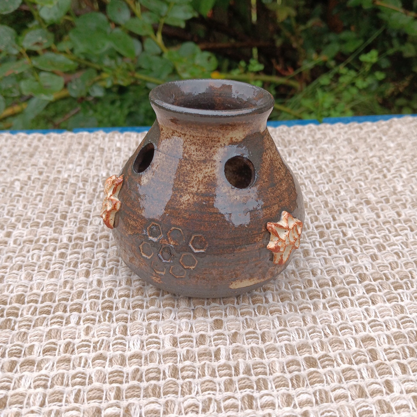 Dark Honey Posy Pot