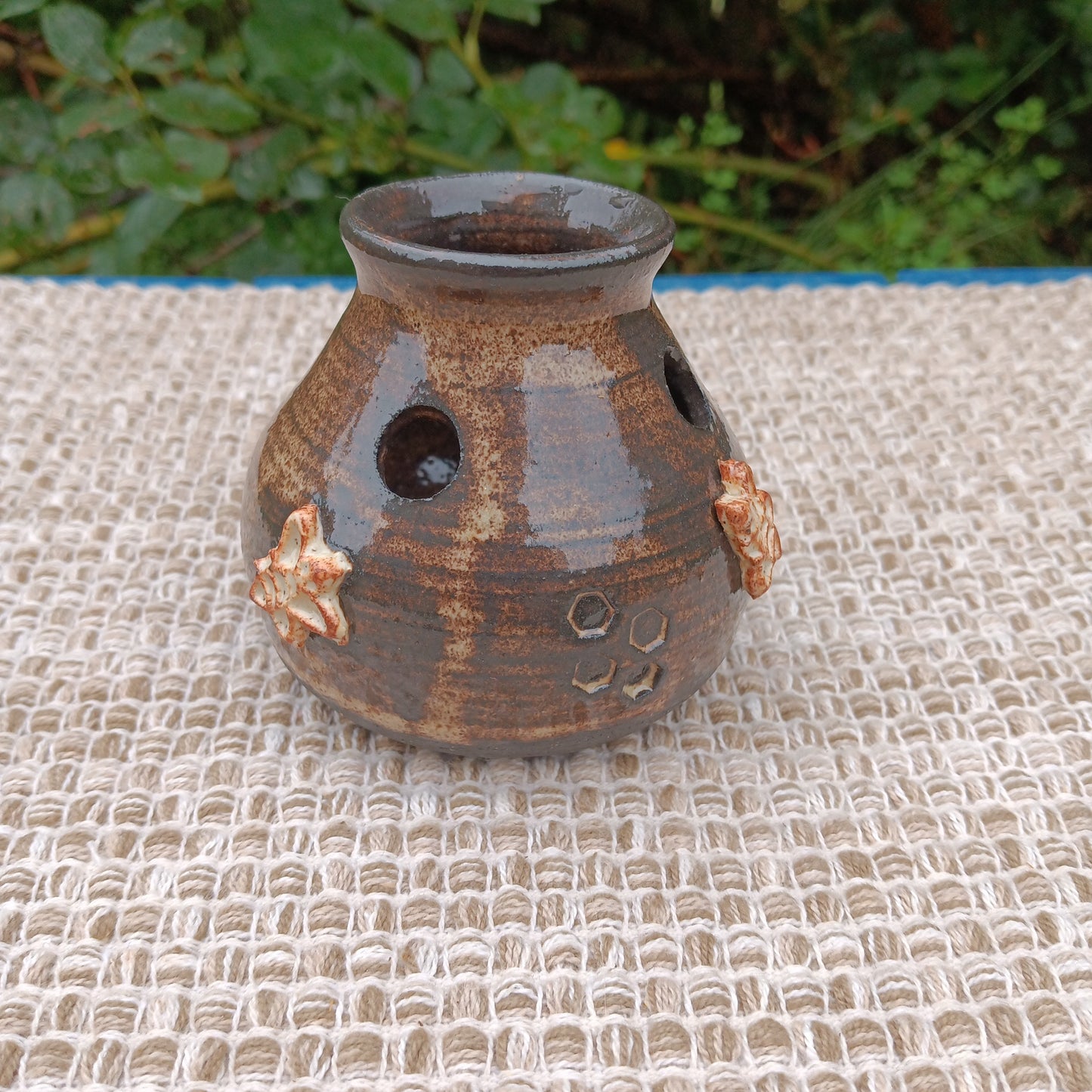 Dark Honey Posy Pot